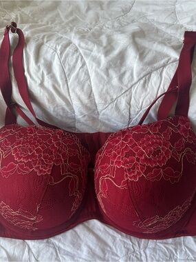 Cacique Red Lace Underwire Bra with Gold Embroidery
